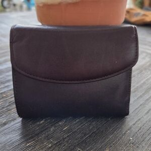 Dopp Dark Brown Satin Cowhide Genuine Leather Wallet NEW
